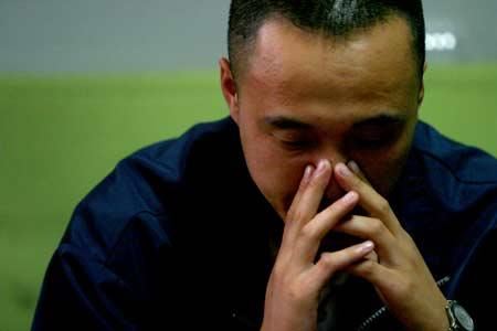 坝边抽剑断春水 《常用词》