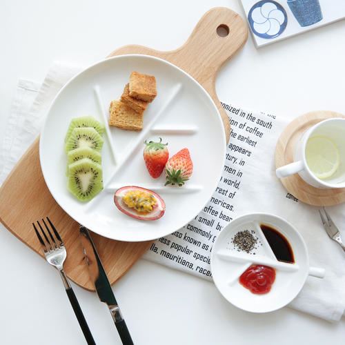 飞鸣镝《猜一成语》