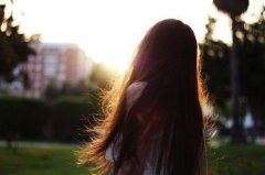 “项王乃复引兵而东_至东城_乃有二十八骑-” 《打一成语》