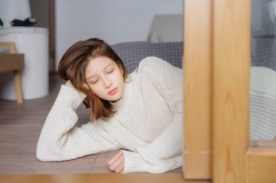 “今其室十无五四焉”《捷克球星连动作用语2+2》