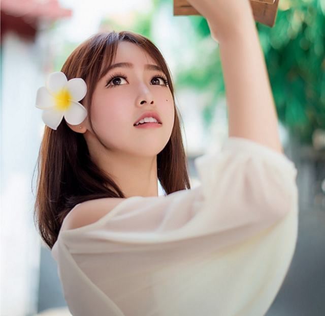“今夜 《即物赠》