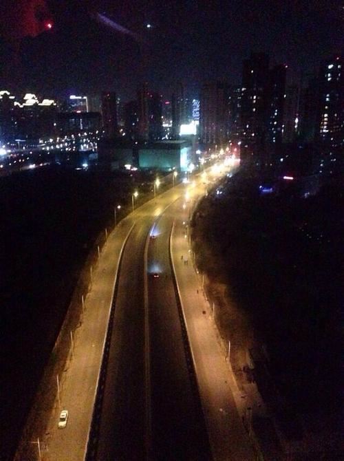 衙　《猜《猜电影名》》