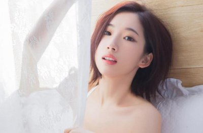 倾蜀中因受封 《两栖动物名》