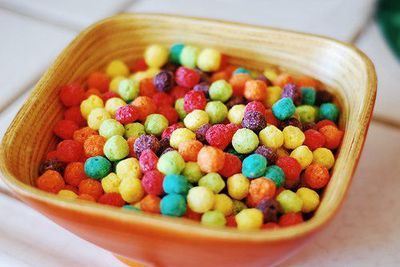 眼前垂草舟车载　《猜花卉》