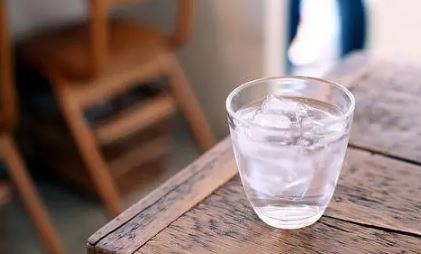 “尽态极妍” 《电视剧名》