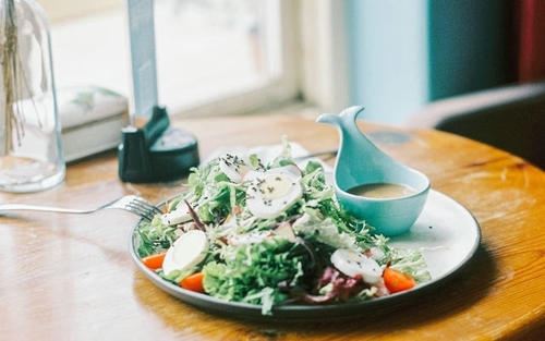 年前也要去后方　《猜东周列国人》