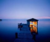 西瓜头下圆脸蛋,小小女生有点懒《打一个卡通人物》