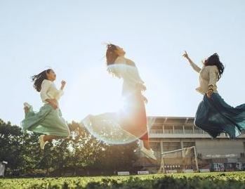 剃头师傅教徒弟 《思想教育用语》