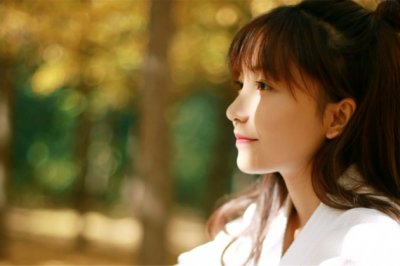 身子黑不溜秋_喜往泥里嬉游_常爱口吐气泡_能够观察气候-《猜一动物》