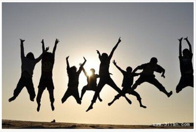 击鼓鸣金 《中国近代史词语一》