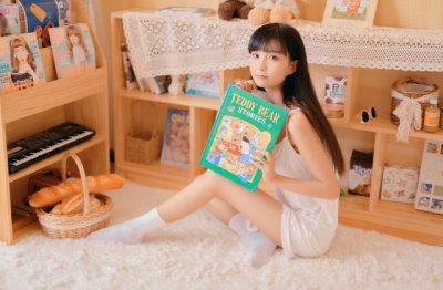 清可见底 《金人》