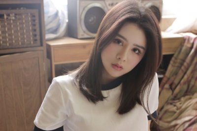 “争奈老母今被曹操奸计赚至许昌囚禁,将欲加害-老母手书来唤,庶不容不去”