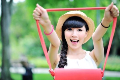 散后相聚双方泣 《摩托车零部件》