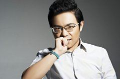 一逼一守招千变_连环招式终得见 《5字俗语》