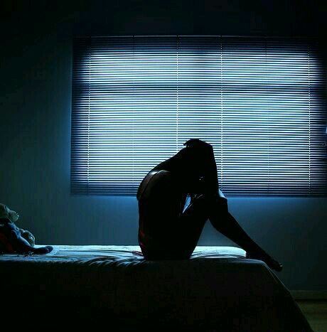 人傲终招损《猜一字谜》