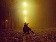 一间屋子里到处都在漏雨_可是谁也没被淋湿_为什么？