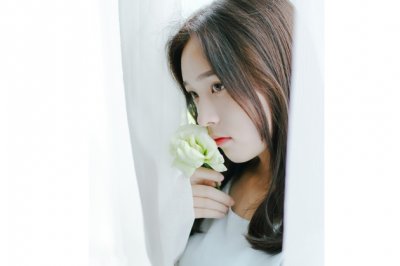 前厅有人鸣不平 《四画单字》