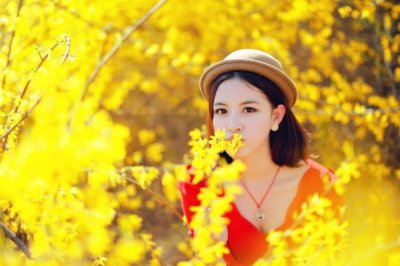 一生尽力务实建陕西　《猜11笔字》