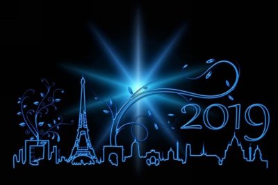 相看两不厌《猜一动物名》