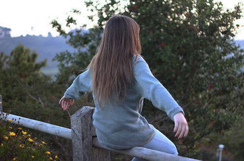 十二个右江小姐 《称谓》