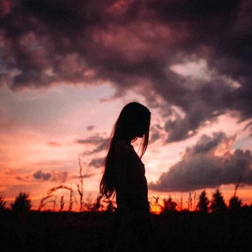 只见到块陨星坠地_其他没啥 《谢灵运六字名言一》