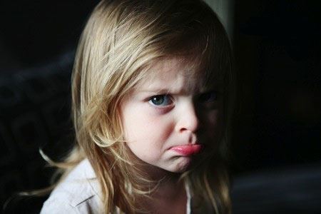 先生春来喜弄璋 《打一字》