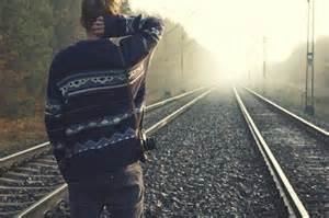 相依相伴对残月《猜一字》