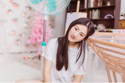 穷汉不肯买盖《猜古人名》