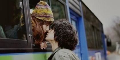 猜谜语题目:元旦《打一个人名》