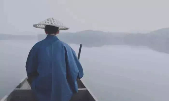 四周布置莫豪华 《环保词语一》