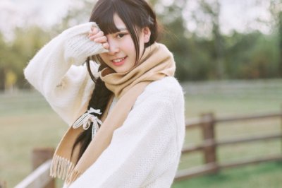 猜谜语题目:一世吃斋《打一个植物学词》