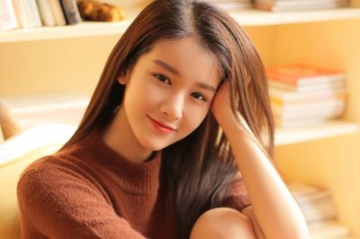 脱去黄金袍_露出白玉体_身子比豆小_名字有三尺-《猜一植物》