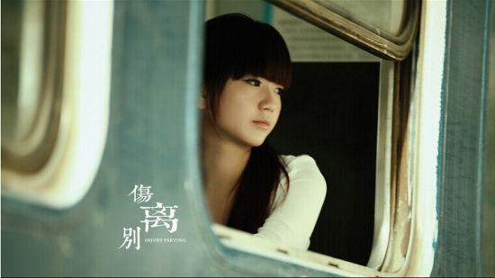 “拿起笔做刀枪”　卷帘格《猜电影演员》