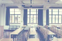 “只有香如故” 《打一成语》