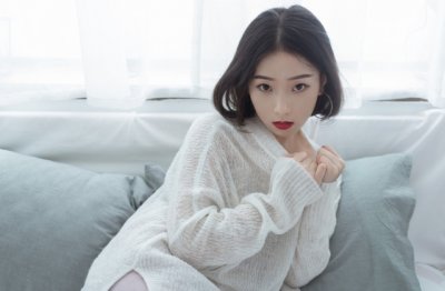 被羞而《谏逐客疏》 《四字口语》