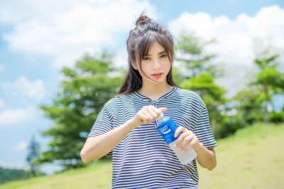 来客都以为夫人骂X山人呢 《七唐》