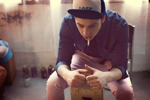 像猫不是猫_身穿皮袄花-山中称霸王_寅年它当家《猜一动物》