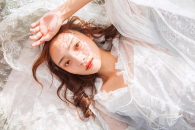 十载重来儿女换 《打一字》