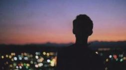 分明闺中巧装扮　《猜《说岳》人物》