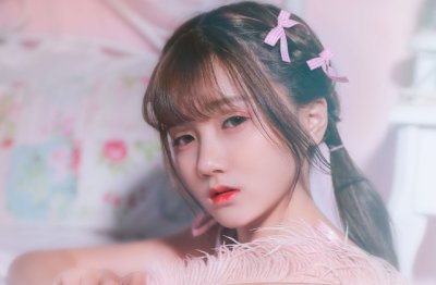 神女峰前暮云合 《杂志名》