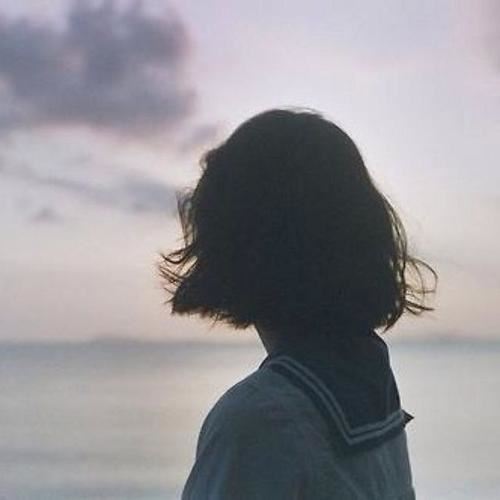 猜谜语题目:打开门有客来先脱帽再脱衣《打一个字》