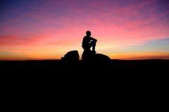 引弓发箭长空上 《青年谜人》