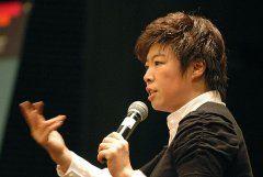 独登城头观夜景　《猜12笔字》