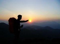 电缆发烫咋回事 《春晚节目》