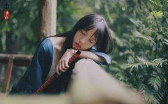 “吃吧_吃了就不结巴了” 《打一字》