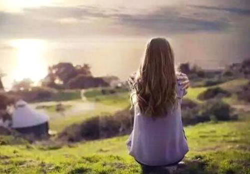 猜谜语题目:四方团结迎狗年《打一个字》