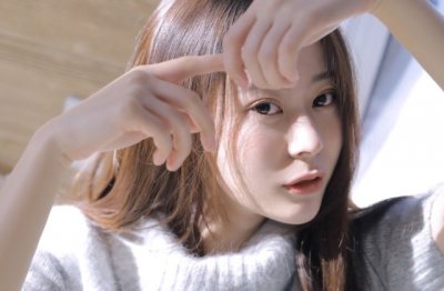 小姑娘夜纳凉,带灯笼闪闪亮《打一个动物》