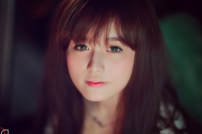 身体长的细又长_天生美丽黑心肠_上平下尖纸上爬_越爬越短越心伤《猜一文具》