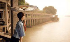 关前寨后水清清　《猜14笔字》