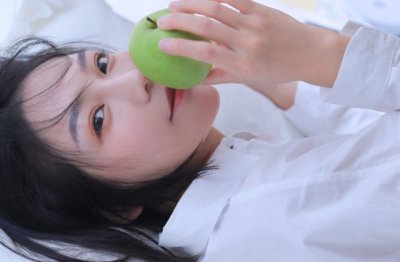 江南秋尽柳叶凋 《七画单字》